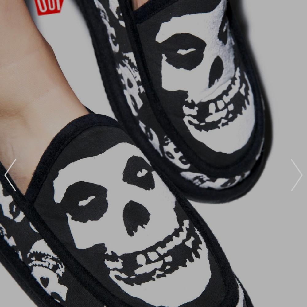 FOUND! Misfit House Shoes -Iron Fist sz 8 - Picture 3 of 4